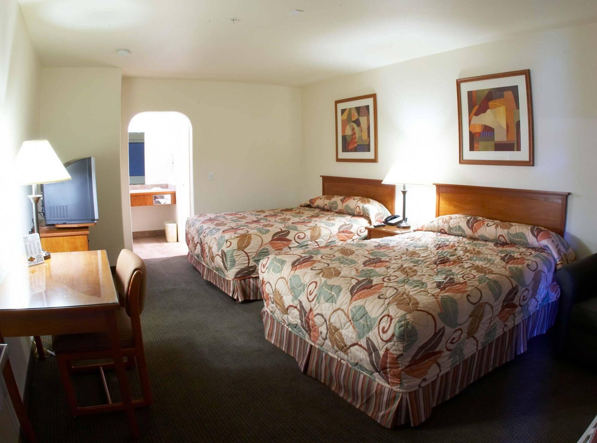 Days Inn By Wyndham Arroyo Grande Pismo Beach מראה חיצוני תמונה