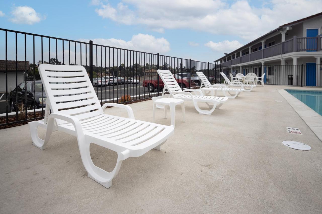 Days Inn By Wyndham Arroyo Grande Pismo Beach מראה חיצוני תמונה